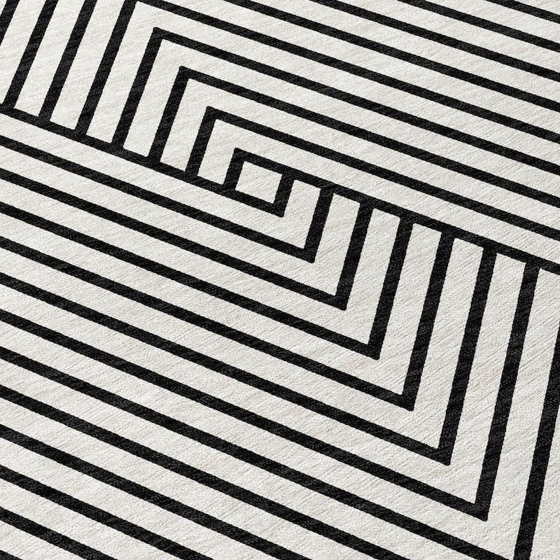 Machine Washable Indoor/ Outdoor Modern Geo Chantille Rug