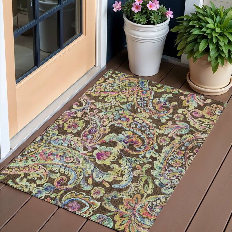 HomeRoots Paisley Transitional Rectangle Outdoor Rug - 3' x 5'