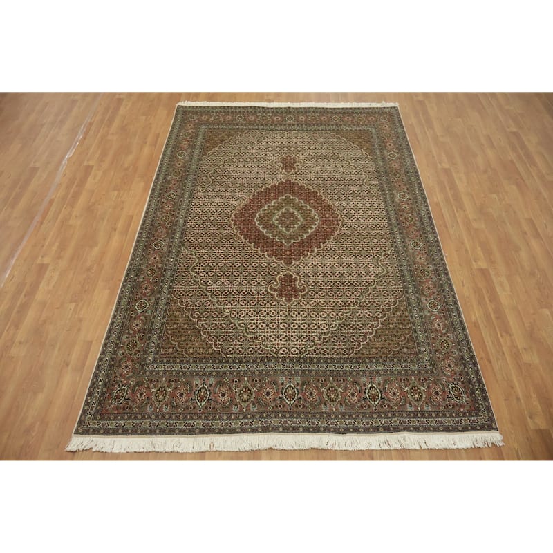 Hand Knotted Oriental 100% Wool Carpet Traditional Geometric Beige & Ivories Tabriz-Mahi Area Rug - 6' 5'' X 9' 9''