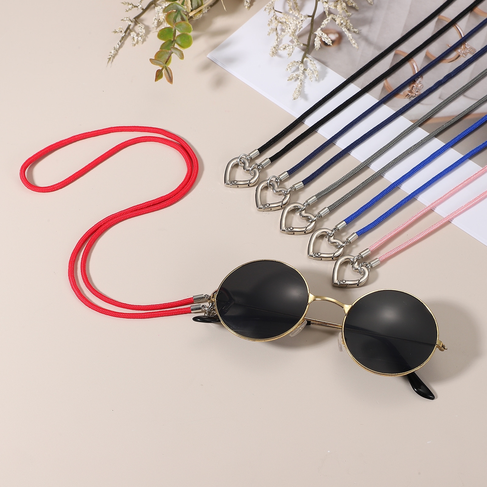 Eyeglass Holder Necklace Ring, Anti-Lost Sunglasses Neck Strap