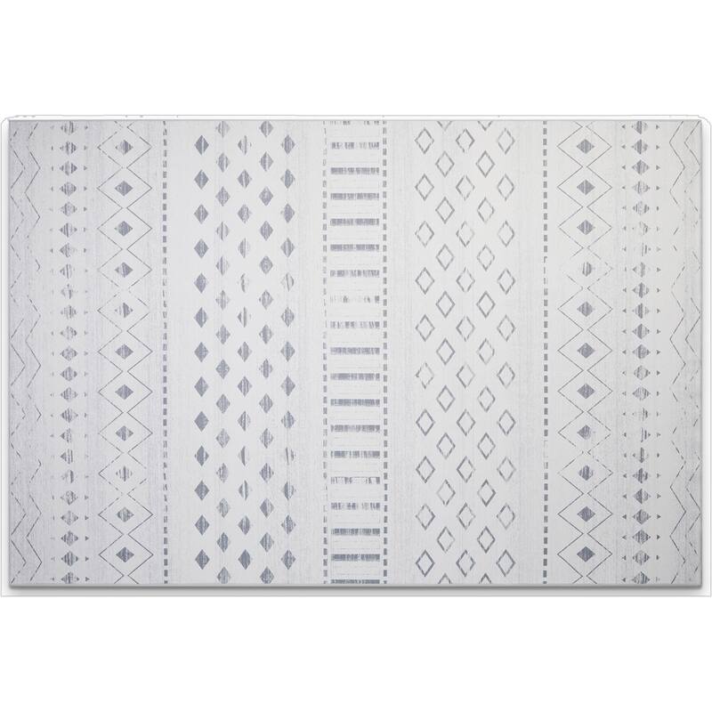 HomeRoots Geometric Casual Rectangle Area Rug - 5' X 7'