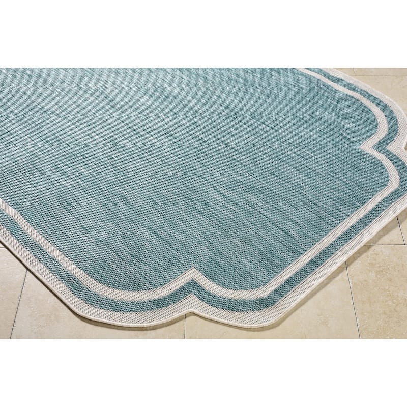 Livabliss Miami Beach Traditional Indoor/Outdoor Area Rug