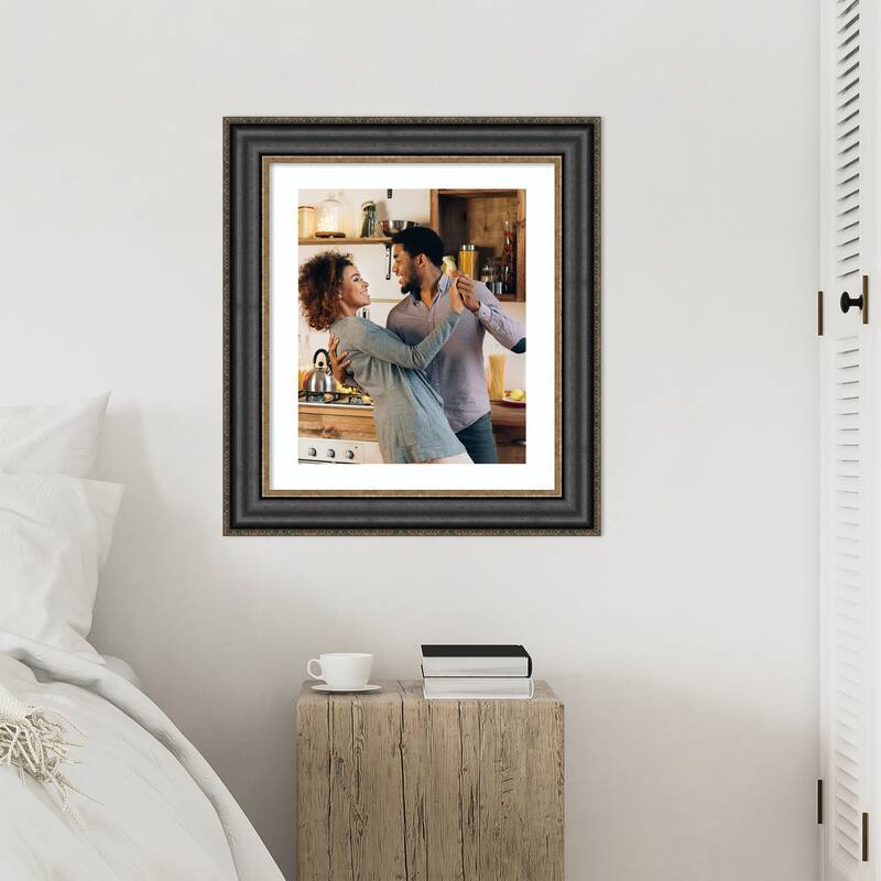 Thomas Black Bronze Framed Picture Frame, Photo Frame