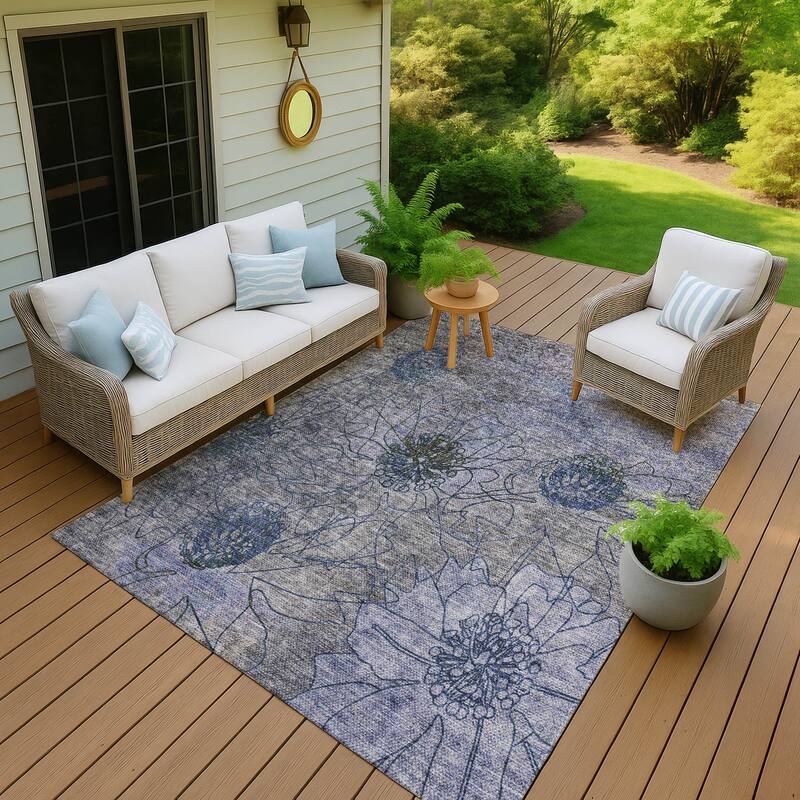 Machine Washable Indoor/ Outdoor Contemporary Floral Chantille Rug - Gray - 10' x 14'