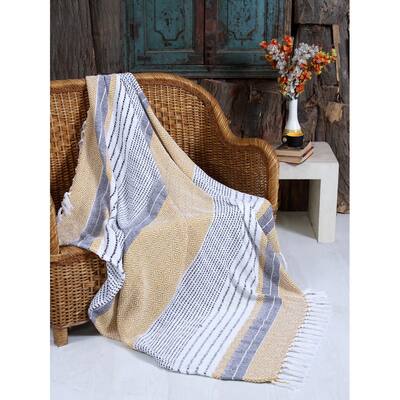 Handwoven Chevron Cotton Throw Blanket - All-Season Comfort with Boho-Chic Style!
