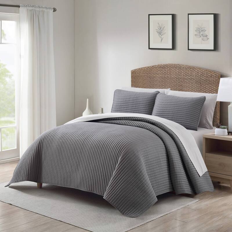 Nanshing Cassidy 7 Piece Solid Color Waffle Quilt Set