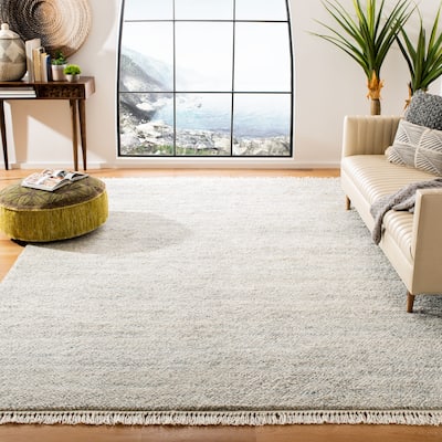 SAFAVIEH Handmade Casablanca Shag Tribal Grey Wool Rug