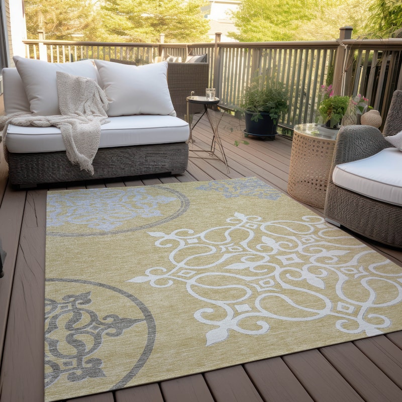 Machine Washable Indoor/ Outdoor Chantille Bold Medallion Rug