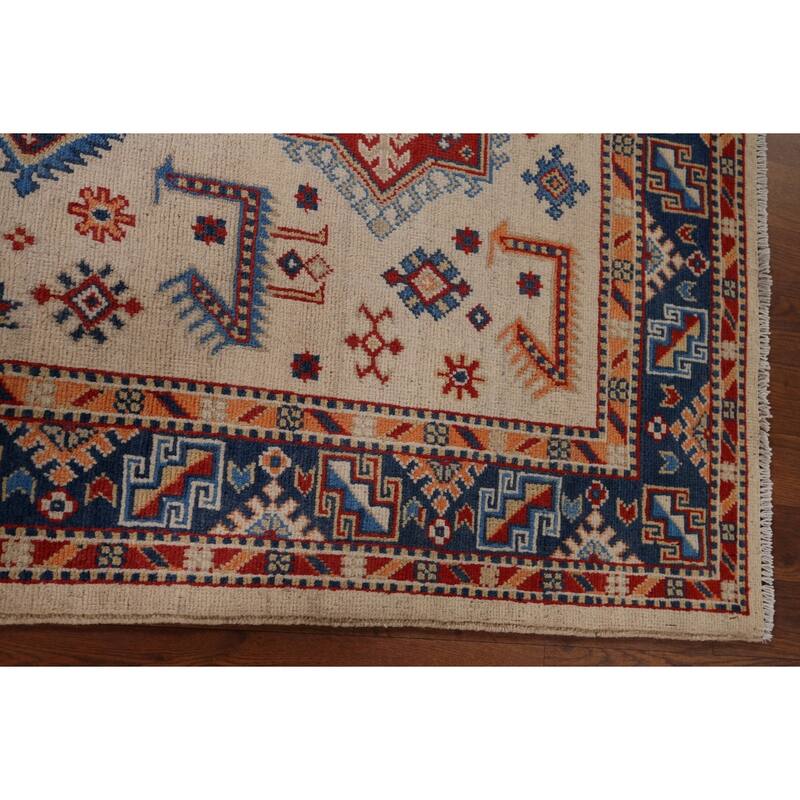 Geometric Beige / Ivory Kazak Accent Rug Hand-Knotted Wool Carpet - 4'0" x 6'1"