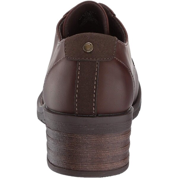 eastland trish oxford