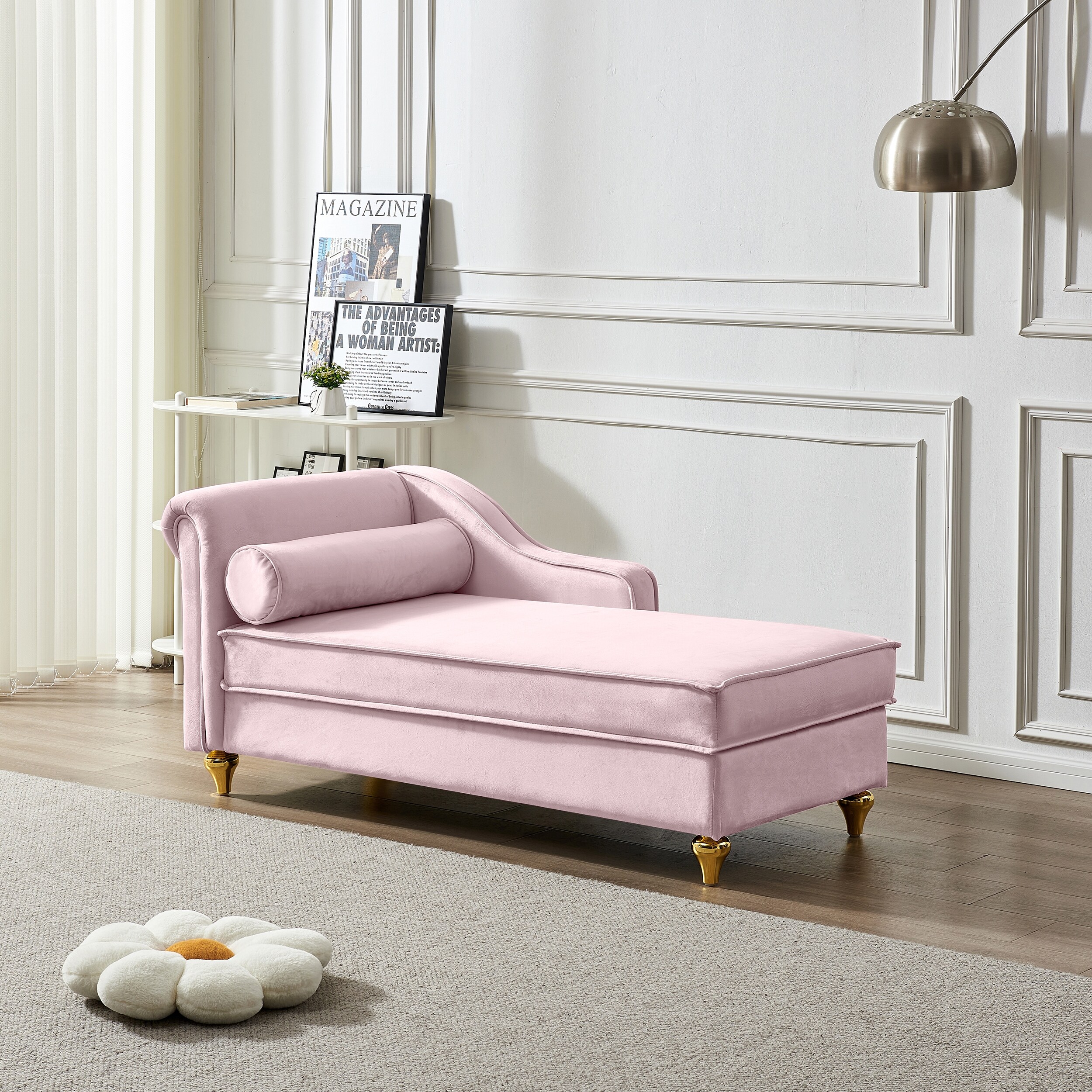 Chaise lounge chair with storage clearance