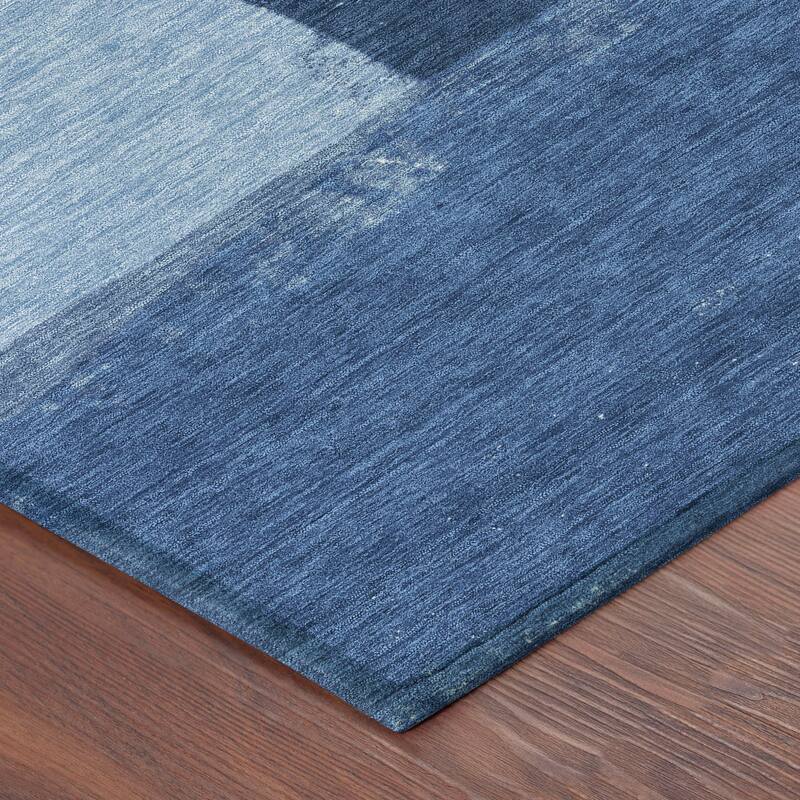 Machine Washable Indoor/ Outdoor Abstract Kraig Chantille Rug