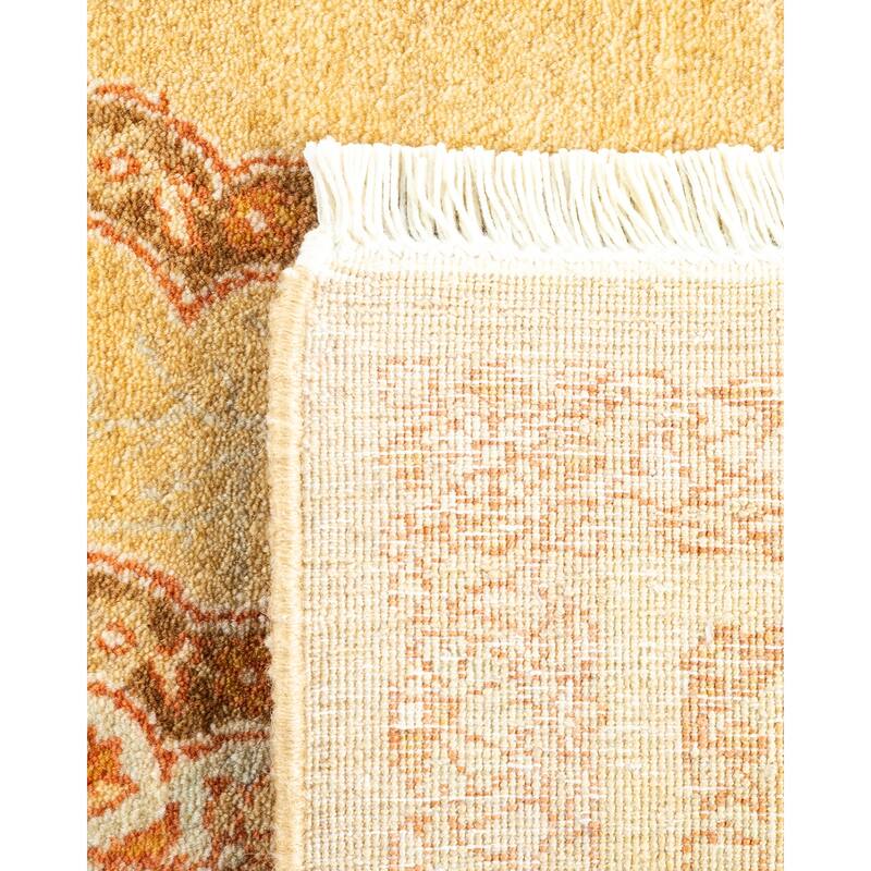 Overton Handknotted Wool Traditional Oriental Yellow Area Rug - 4' x 6'