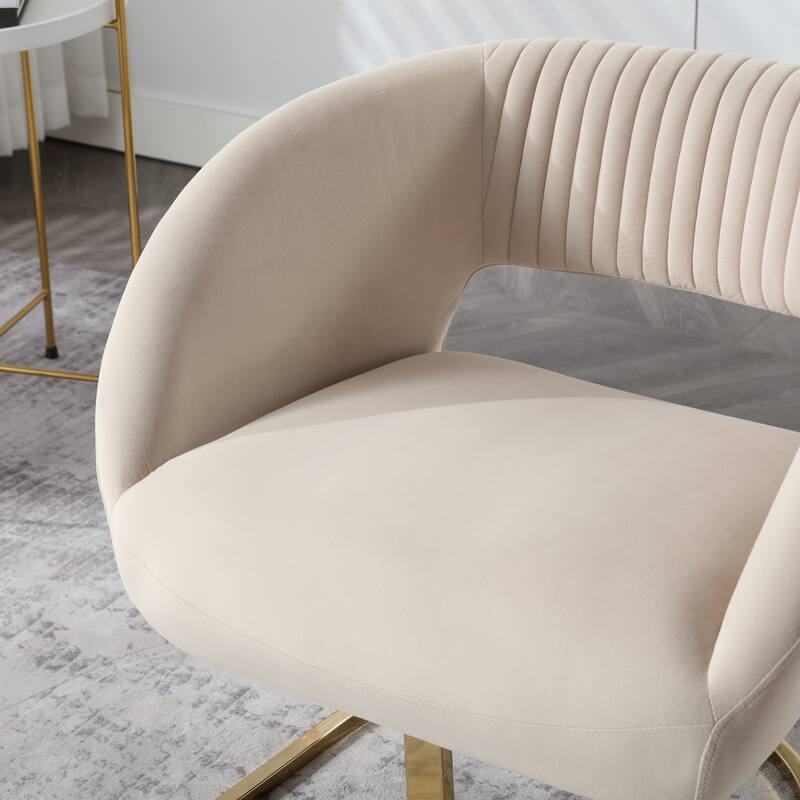 Upholstered Tufted Living Room Chair