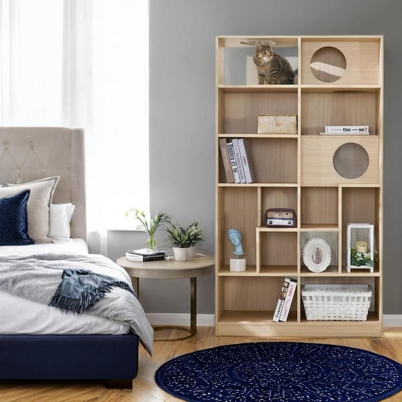 Modern 2-in-1 Wooden Bookshelf & Cat House: Display Case with Storage, Litter Box Enclosure & Climbing Shelf‌ - Natural
