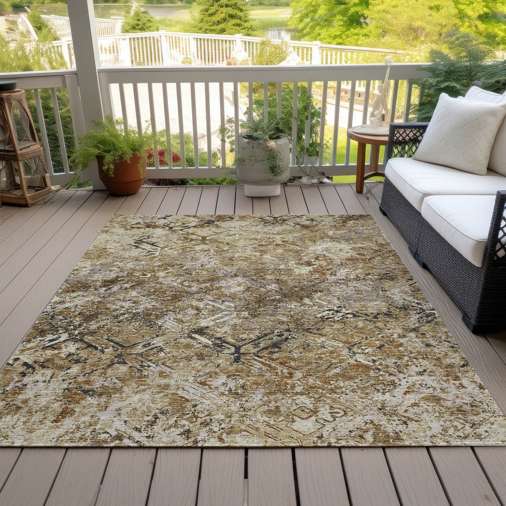 Machine Washable Indoor/ Outdoor Chantille Distressed Diamonds Rug