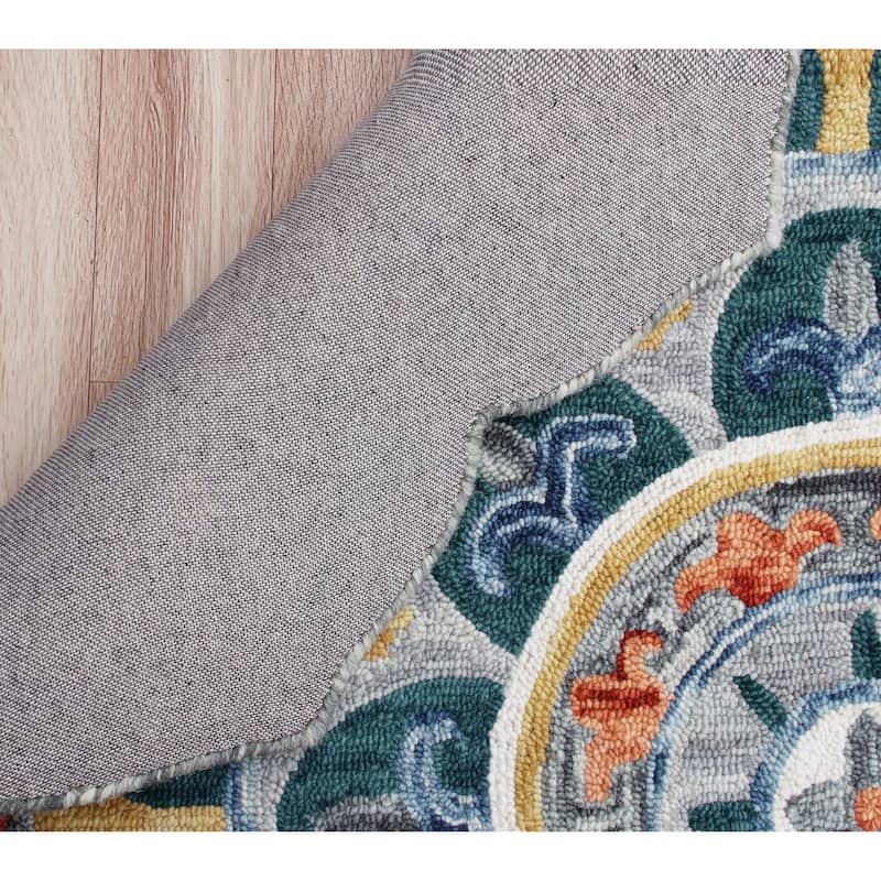 Sevita Hand Hooked Radiant Mandala Medallion Round Rug