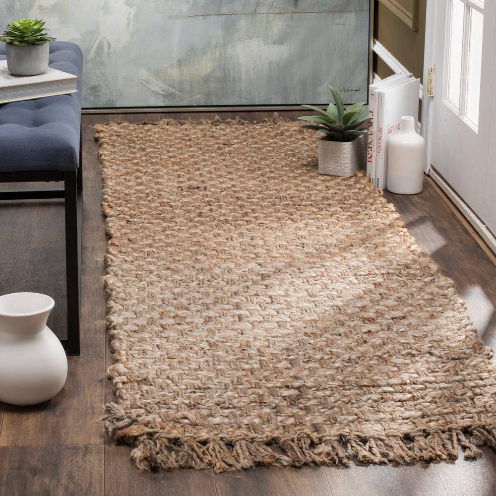 SAFAVIEH Handmade Natural Fiber Jaylee Jute Fringe Rug