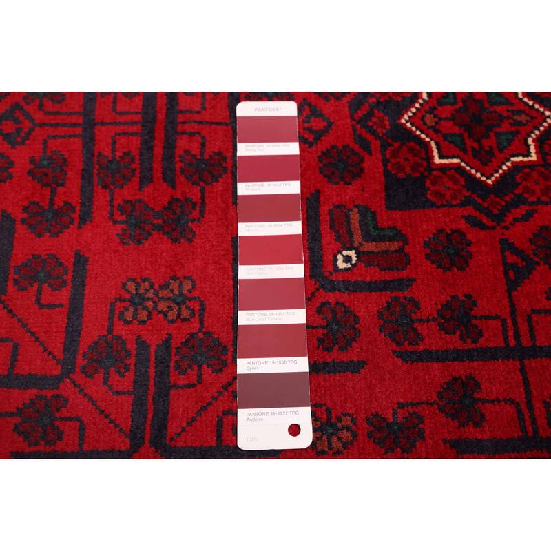 ECARPETGALLERY Hand-knotted Finest Khal Mohammadi Red Wool Rug - 4'10 x 6'8