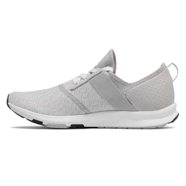 new balance moyen womens shoes