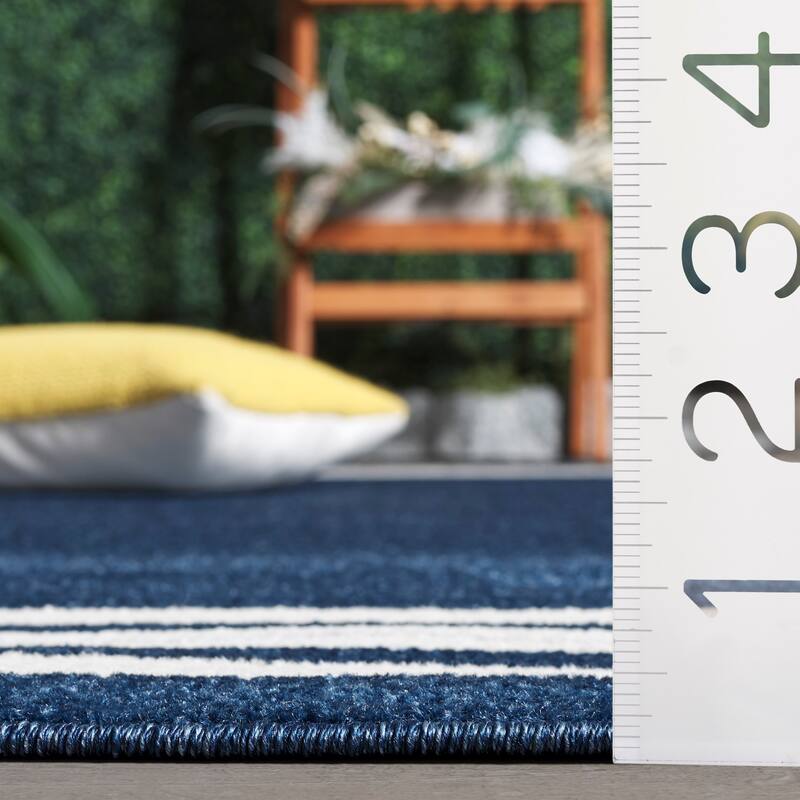 SAFAVIEH Cabana Pratima Indoor/Outdoor Waterproof Patio Backyard Rug