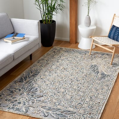 SAFAVIEH Handmade Trace Gulsum Wool Rug