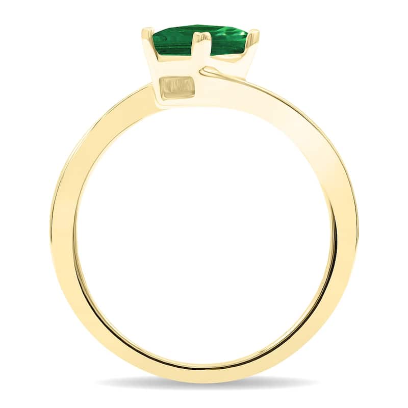 Women's Solitaire Square Shaped Emerald Wave Ring in 10K Yellow Gold
