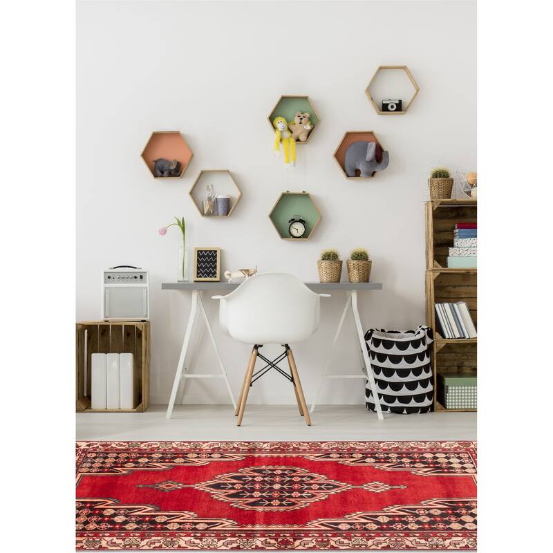 ECARPETGALLERY Hand-knotted Andelz Red Wool Rug - 4'2 x 6'7