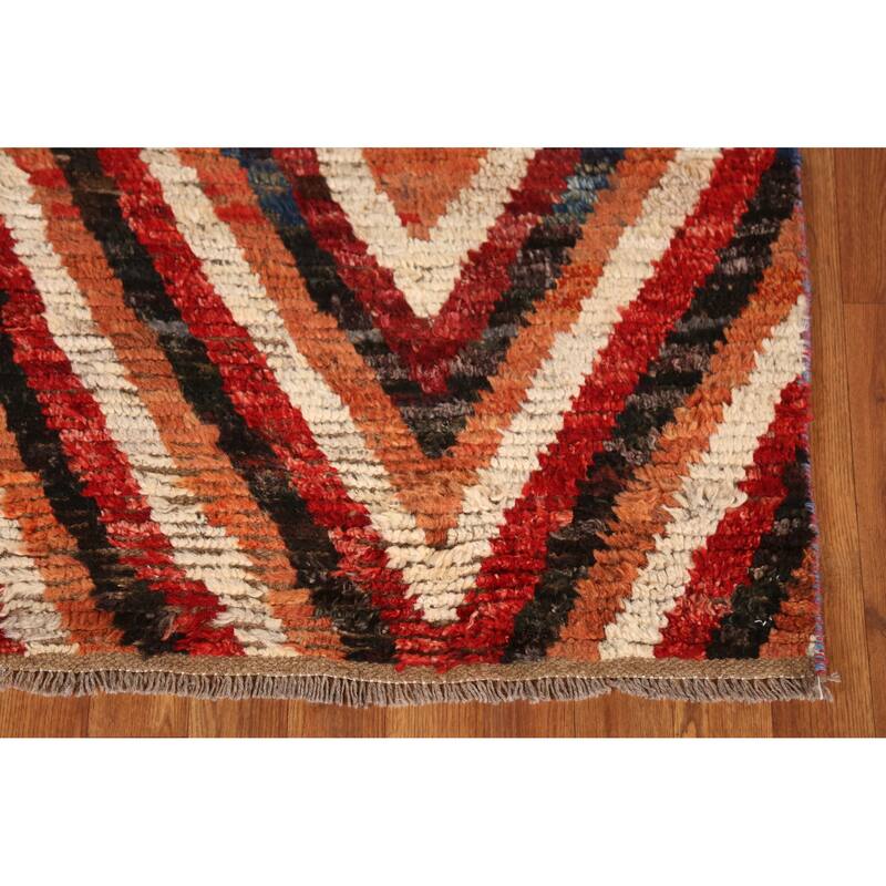 Chevron Style Moroccan Oriental Runner Rug Hand-Knotted Wool Carpet - 2'5" x 9'11"