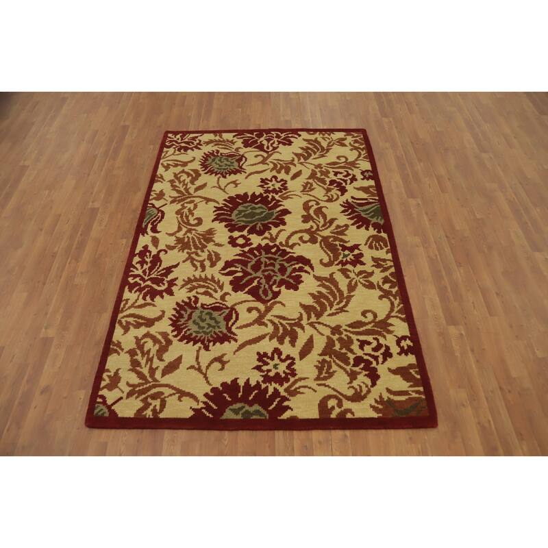 All-Over Floral Indian Area Rug 5x8 - 7' 9'' X 5' 4''