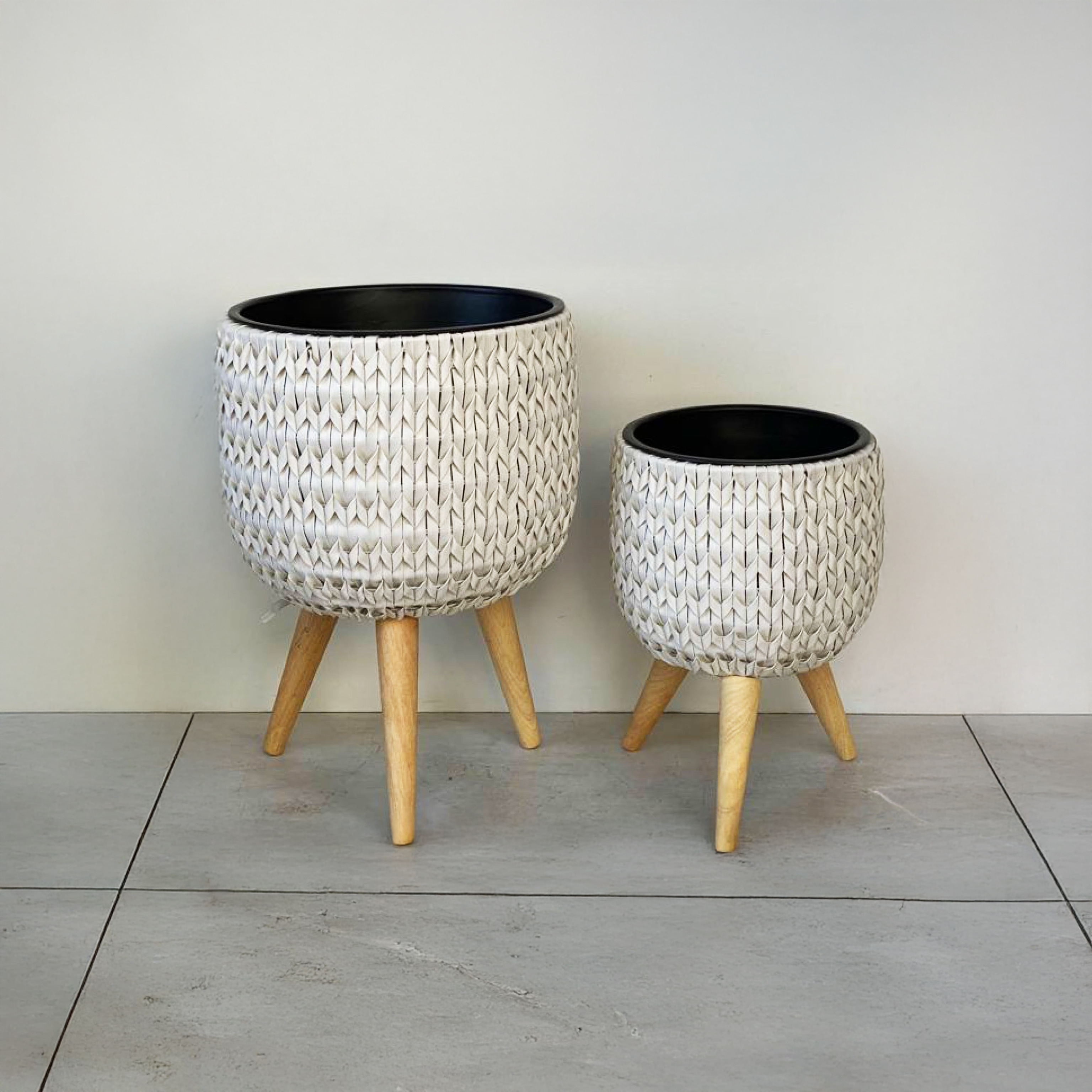 Alpine Corporation 24in Tall Poly Rattan Planter Set of 2 with Removable Inserts, Tall Durable Resin Wicker-Style Pots