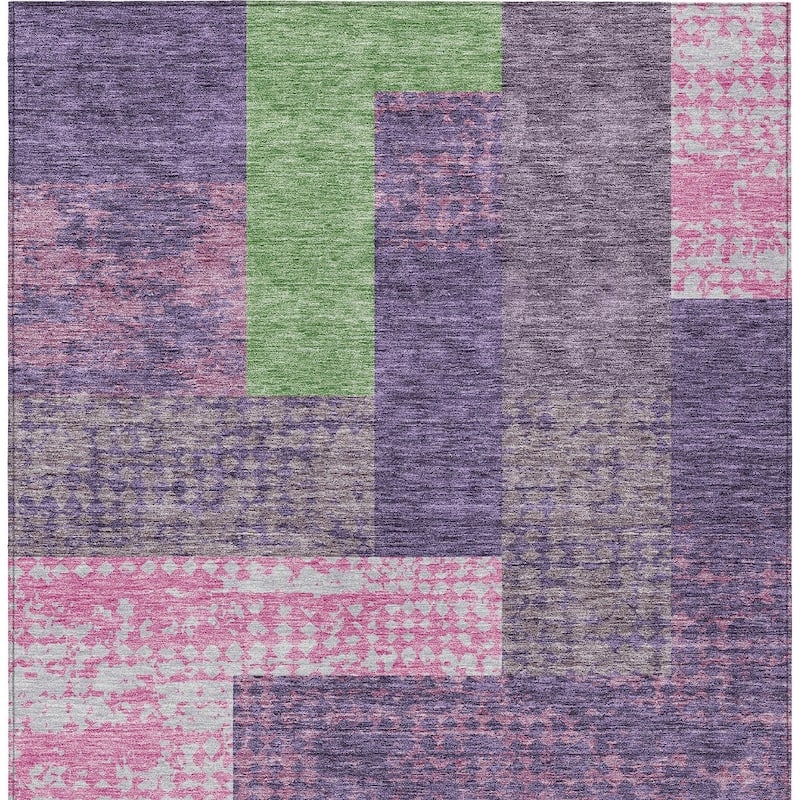 HomeRoots Geometric Transitional Rectangle Outdoor Rug