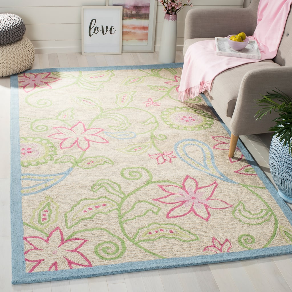SAFAVIEH Handmade Kids Dayana Floral Wool Rug