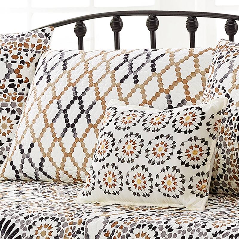 Serenta 6 Piece Cotton Blend Daybed Bedspread Coverlet Set - 75" x 39"