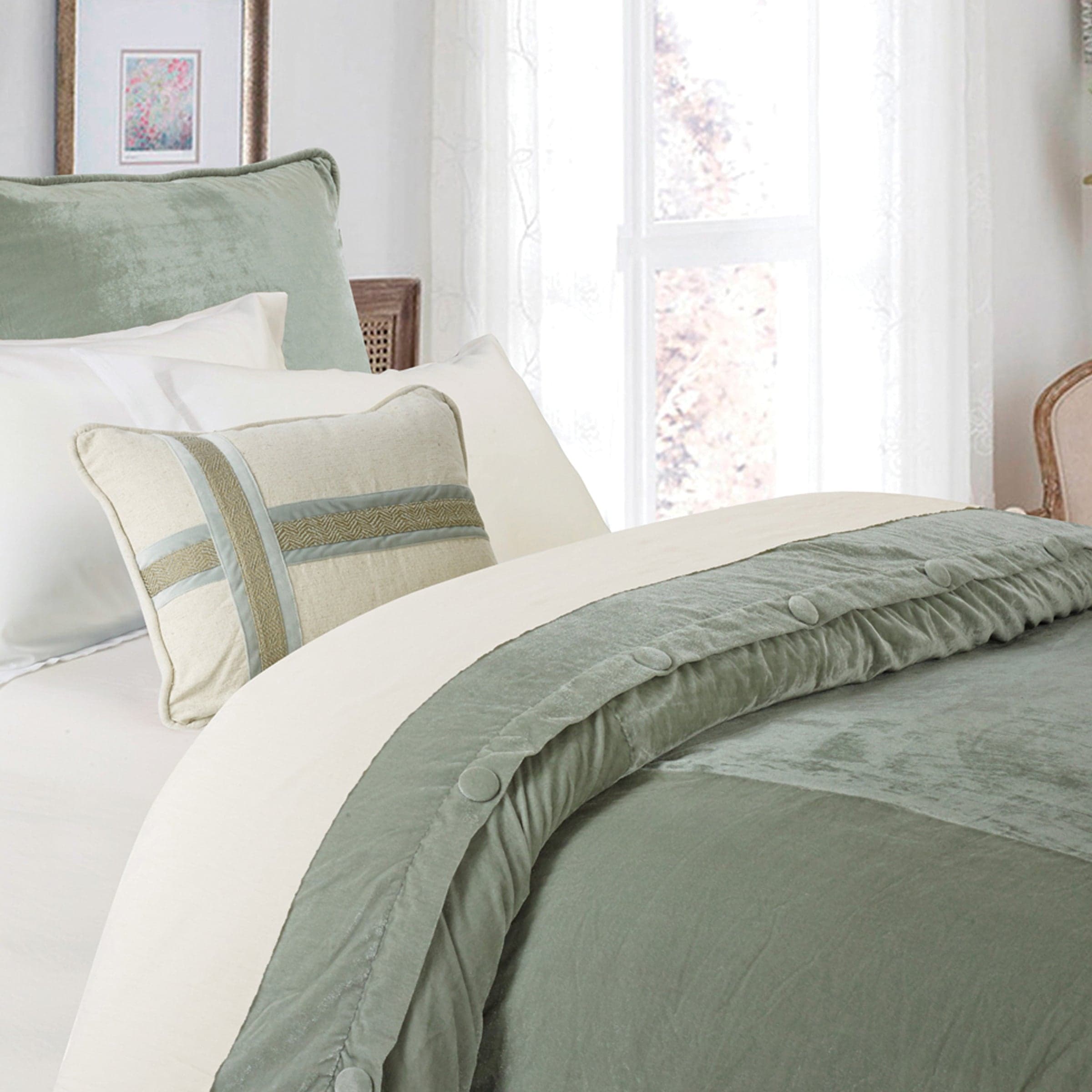HiEnd Accents Arlington Velvet Duvet Cover, 1PC