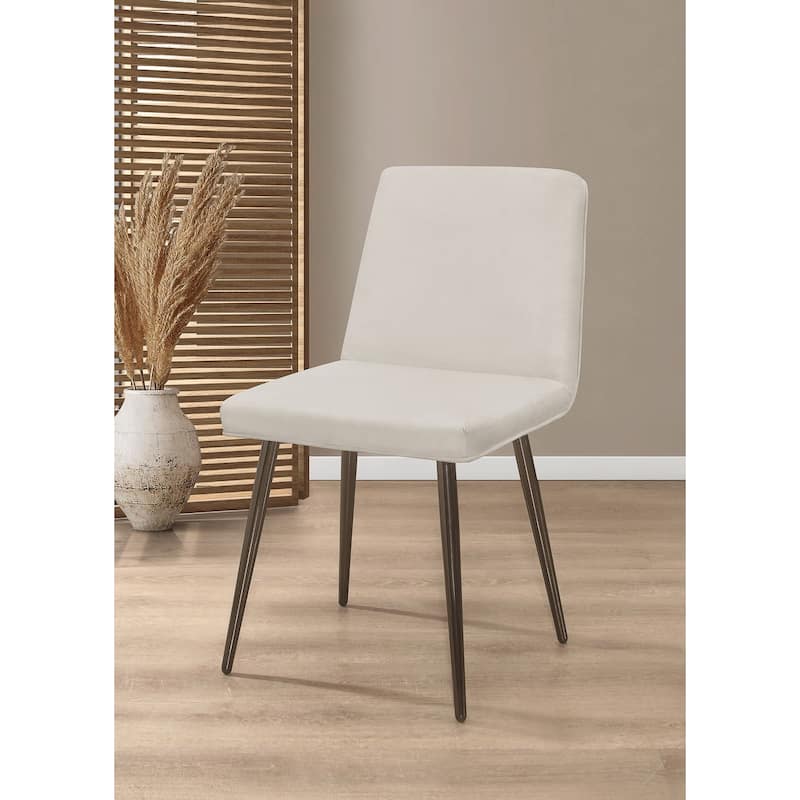 Clayfell Bledar 4 - Person Dining Set