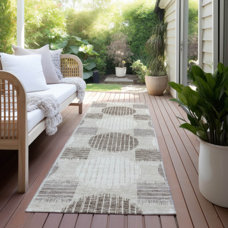 Machine Washable Indoor/ Outdoor Chantille Contemporary Dotty Rug - Beige - 2'3" x 7'6"