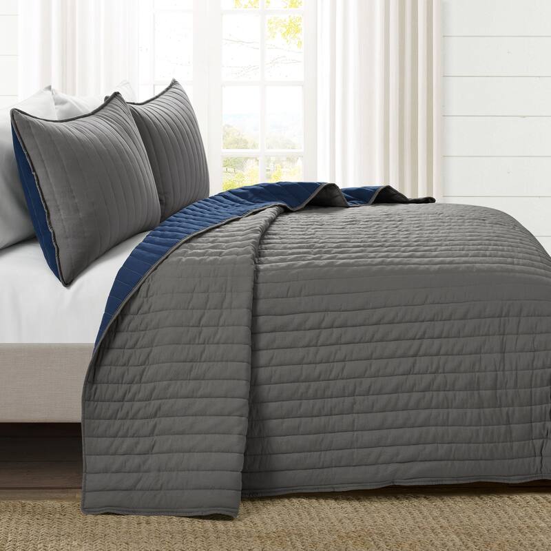 Lush Decor Soft Stripe All Season Quilt/Coverlet Set