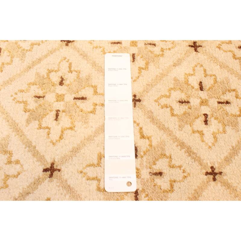 ECARPETGALLERY Hand-knotted Aubusson Ivory Wool Rug - 5'9 x 9'0