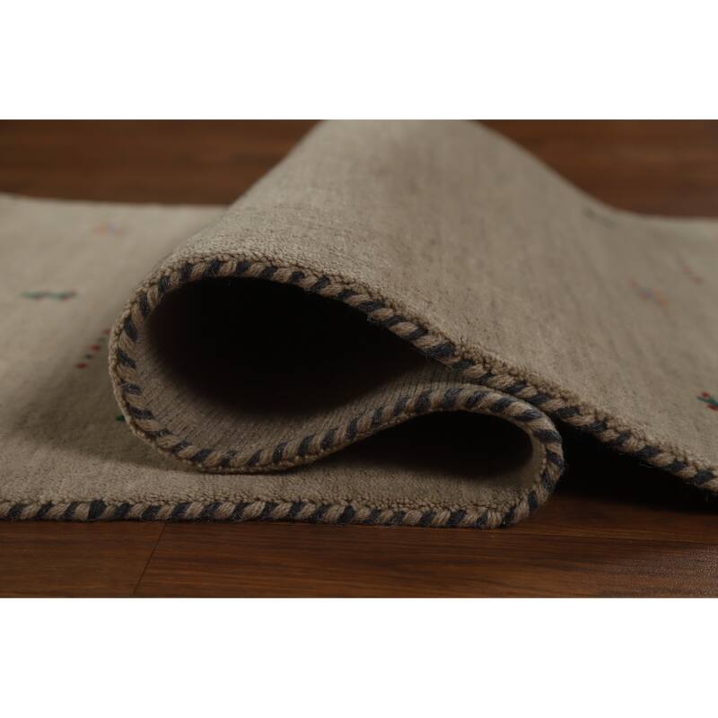 Hand Knotted Oriental 100% Wool Carpet Tribal Tribal Beige & Ivories Gabbeh Area Rug - 4' 10'' X 2' 9''