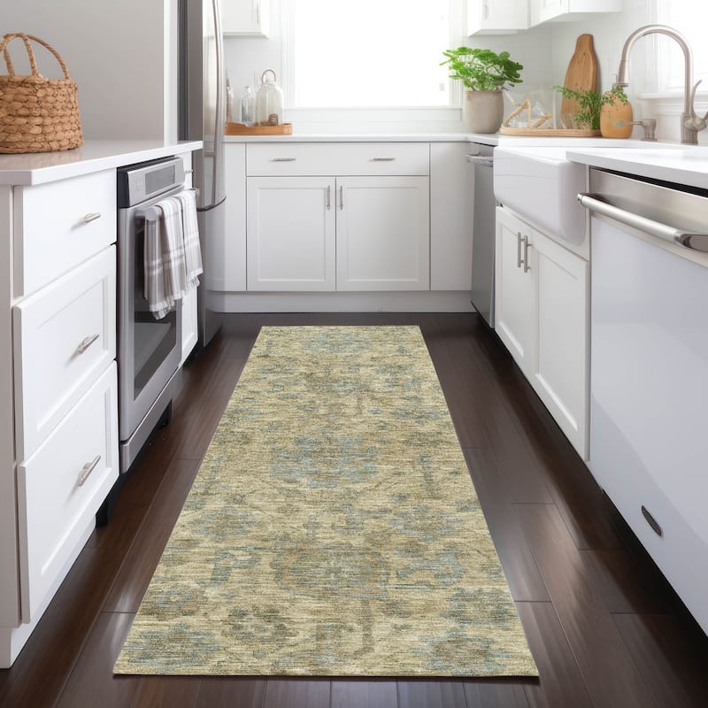 Machine Washable Indoor/ Outdoor Vintage Traditional Chantille Rug - Beige - 2'3" x 7'6"