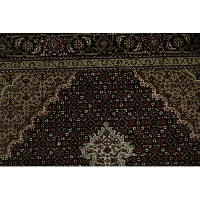 Hand Knotted Oriental 100% Wool Carpet Traditional Medallion Black Tabriz-Mahi Area Rug - 7' 1'' X 5' 0''