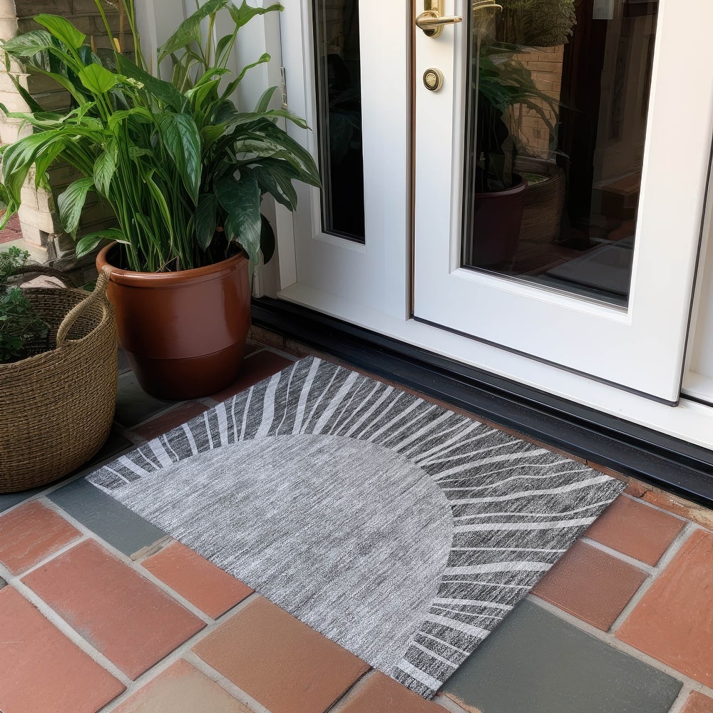 Machine Washable Indoor/ Outdoor Chantille Modern Sunburst Rug