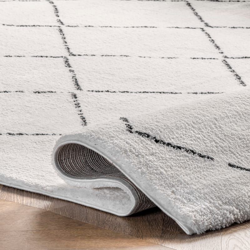 Nuloom Hand Tufted Corinth Area Rug - 4' x 6'