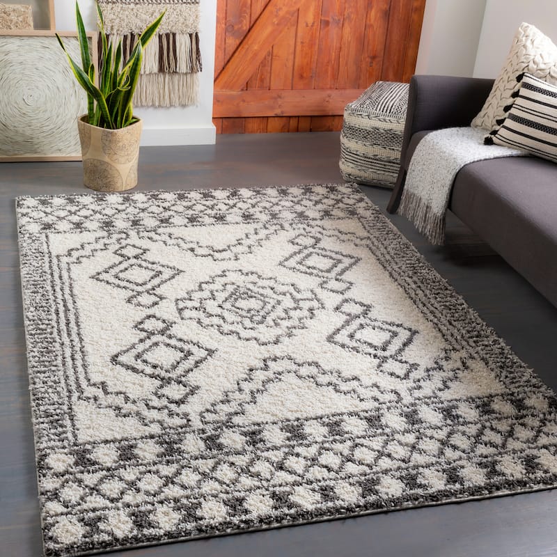 Nikita Moroccan Plush Area Rug - Overstock - 32261787