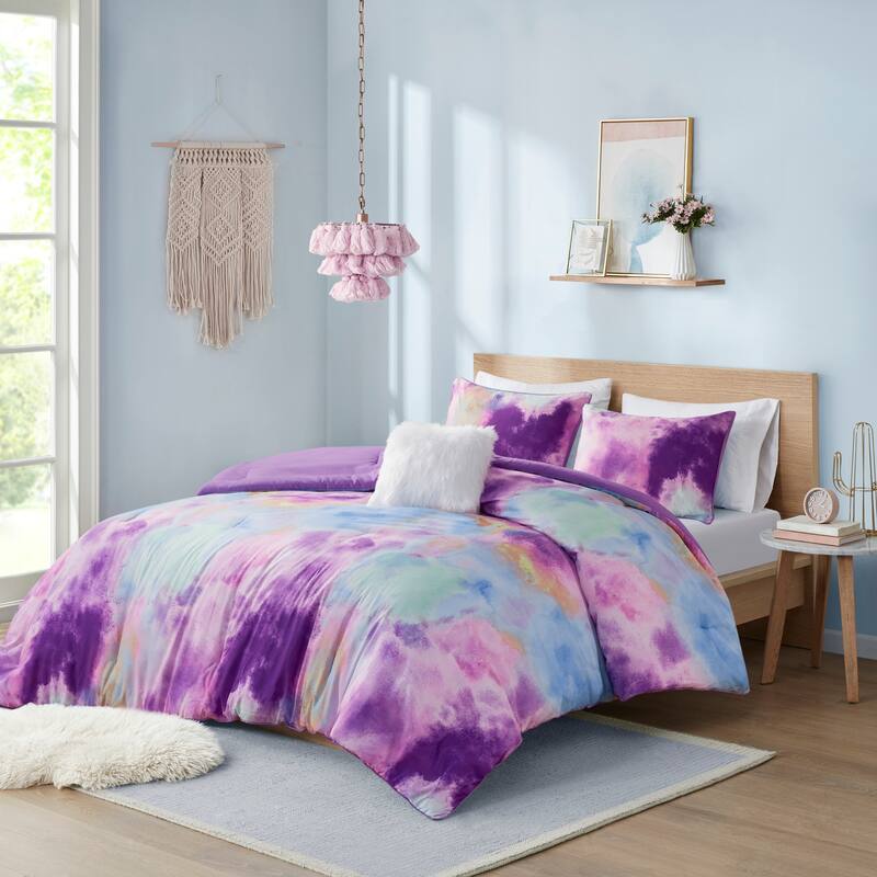Intelligent Design Karissa Watercolor Tie Dye Printed Comforter Set with Throw Pillow