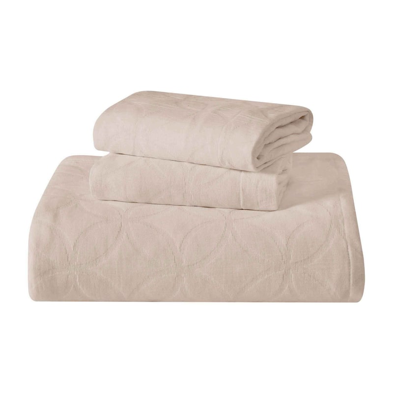 Blue Nile Mills Celtic Circle 100% Cotton Matelasse 3-Piece Bedspread Set