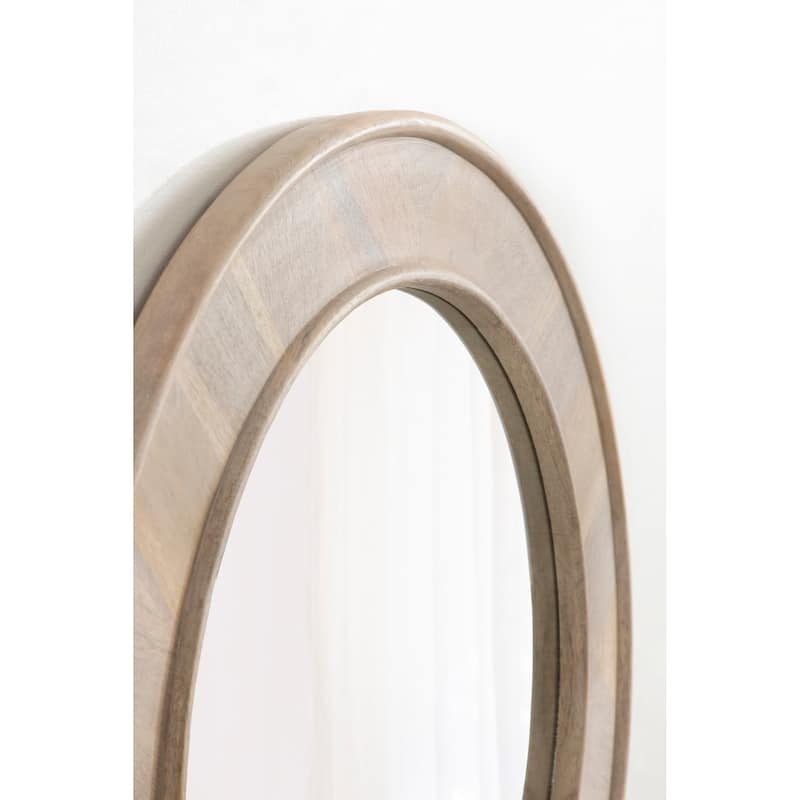 Kate and Laurel Yahna Round Wall Mirror