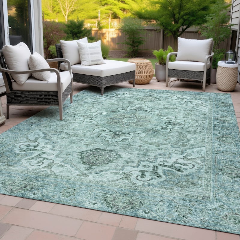 Machine Washable Indoor/Outdoor Traditional Vintage Chantille Rug