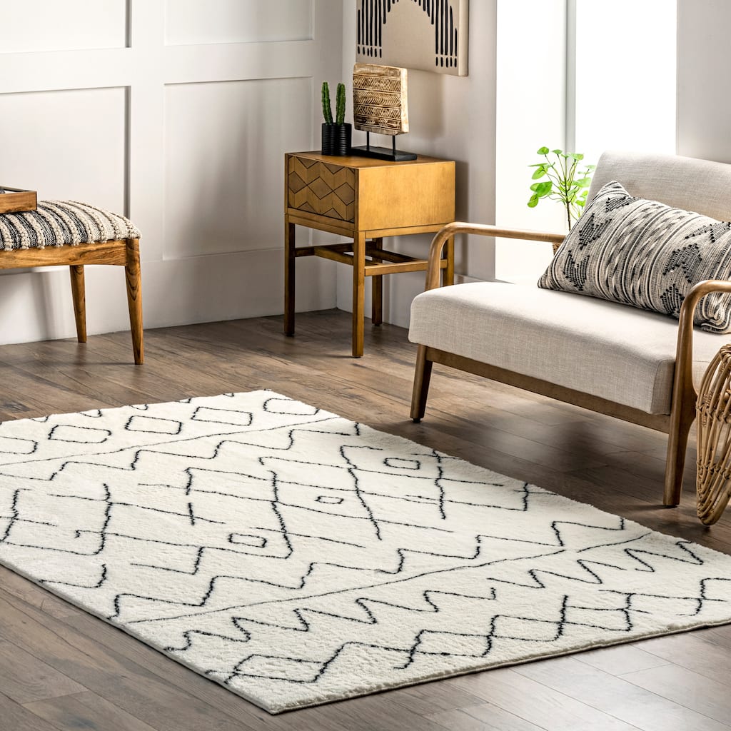 Nuloom Rae SuperiorWash Abstract Stripes Machine Washable Shag Area Rug